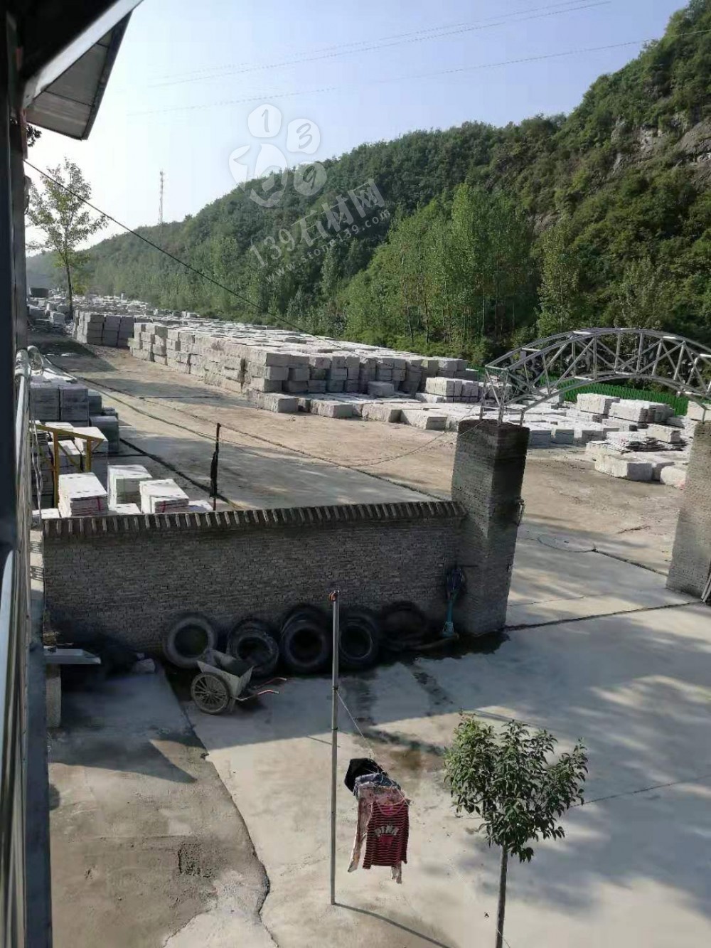 【河南內鄉(xiāng)永發(fā)石材廠】年產5000立方米梨花白花崗巖板材及配套產品