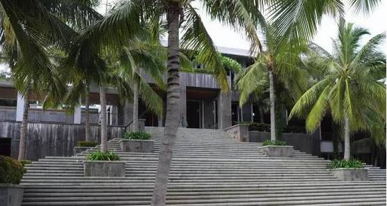 花崗巖石材樹池園藝環(huán)境石應用案例欣賞