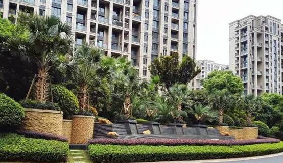 花崗巖石材樹池園藝環(huán)境石應用案例欣賞