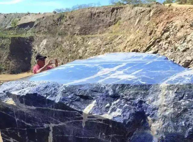 石材人的朋友圈是這樣發(fā)的，每一條都值10000個贊！