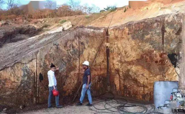 石材人的朋友圈是這樣發(fā)的，每一條都值10000個贊！