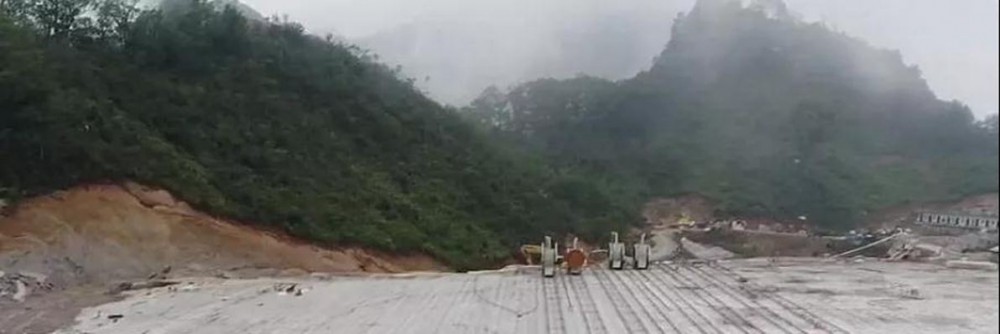 陜西芝麻灰花崗巖產區(qū)商洛市鎮(zhèn)安縣礦山及石材欣賞