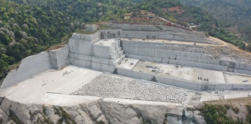 福建省三明市建寧縣均口鎮(zhèn)石材產(chǎn)區(qū)藍(lán)寶石（珍珠蘭）石材及礦山欣賞！